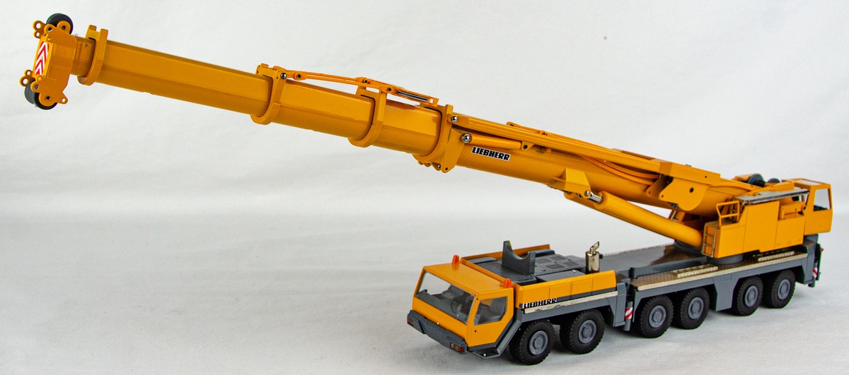 Conrad 2097 Liebherr LTM 1300/1 Mobile Crane German 1:50 Conrad 2097 Liebherr LTM 1300/1 Mobile Crane German 1:50
