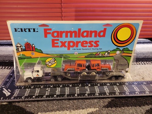 Ertl Farmland Express 1/64 Diecast Replica Collectible