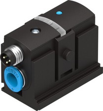 1pcs FESTO SDE5-V1-O-Q6E-P-M8 pressure sensor 527461