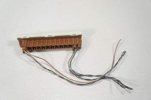 montaje bloque distribuidor potencia mercedes 0045467640 OEM - Imagen 3 de 9