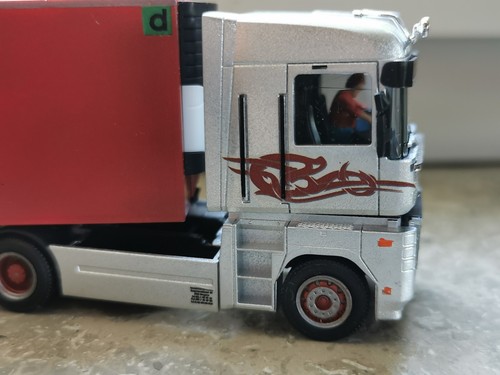 Herpa, Renault Magnum, borsa frigo, neutra, con conducente, Belgio, conversione, 1:87 - Foto 8 di 11