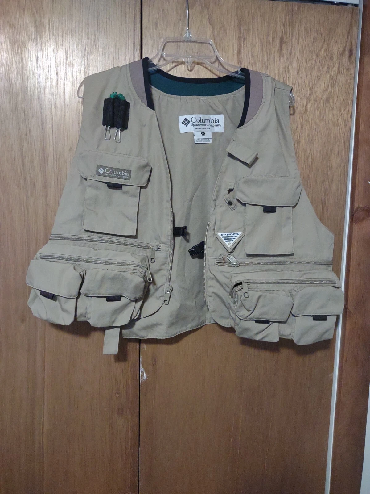 Columbia Vintage Fly Fishing Vest Mens XL Khaki Tan Pockets Unisex Outdoors*