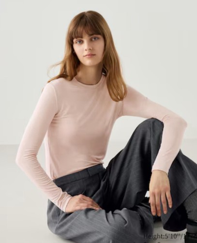 UNIQLO HEATTECH Scoop-Neck T-Shirt S Pink Crew Neck Long-Sleeve Women NWT
