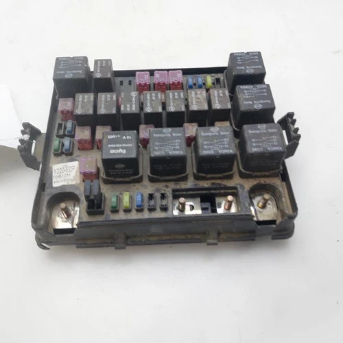 Y220EDP Caja Reles/Fusibles para SSANGYONG REXTON 2005 8690010 - Imagen 1 de 10