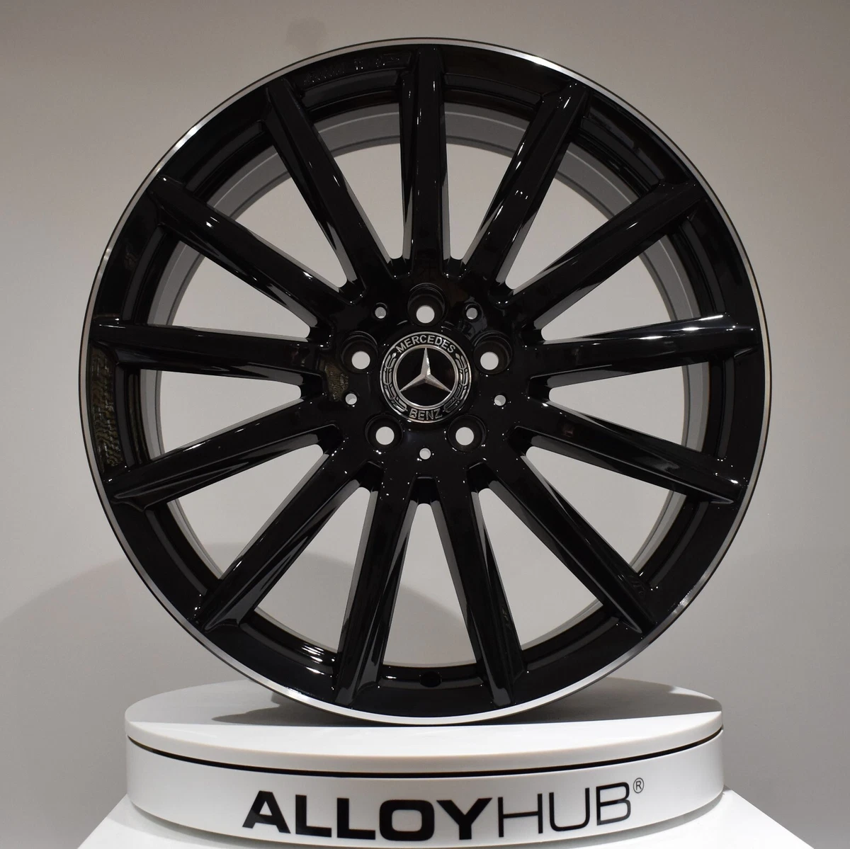 GENUINE MERCEDES-BENZ GLA H247 AMG 20 