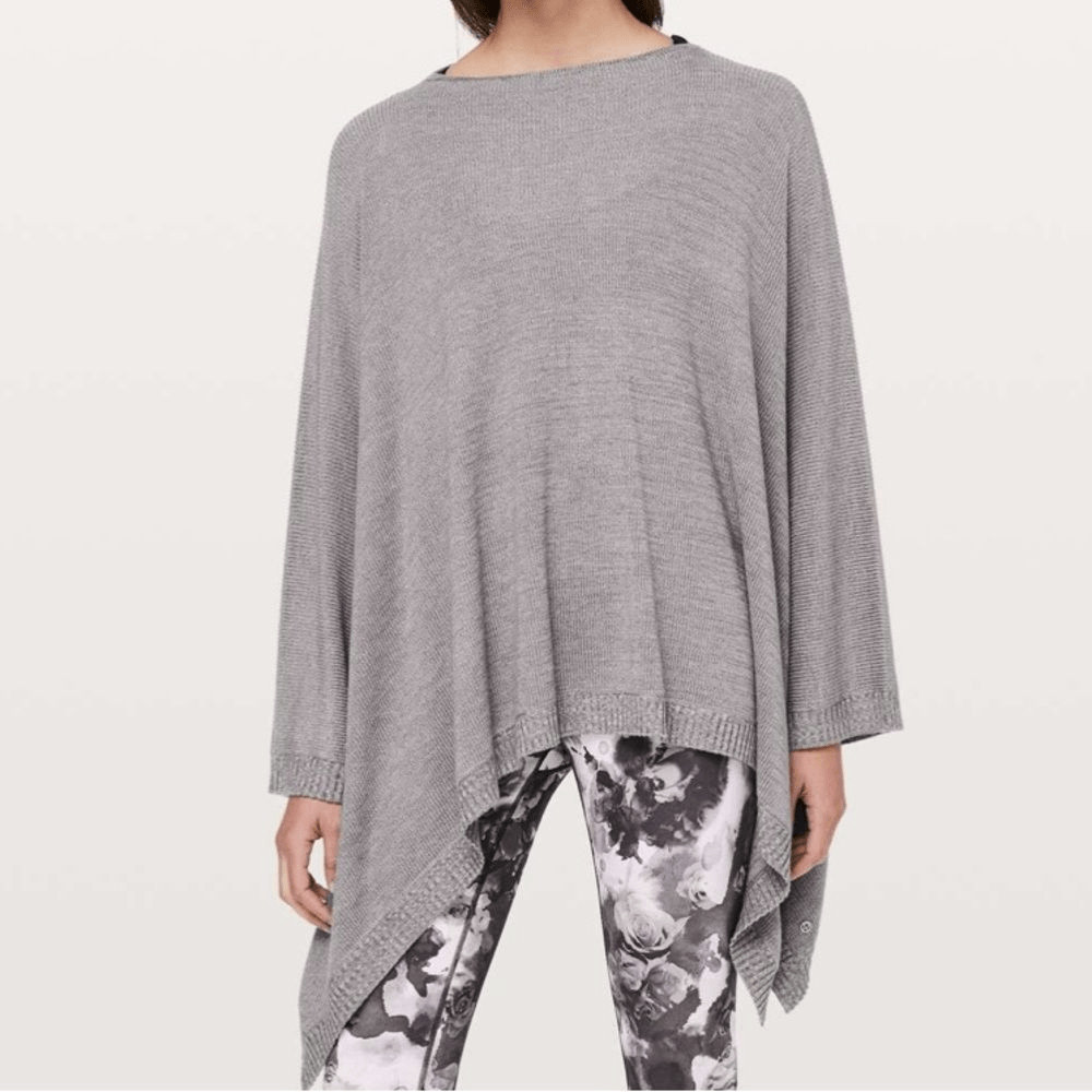 NWOT LULULEMON | Divinity Scarf in Lunar Rock / Iced Iris | One Size