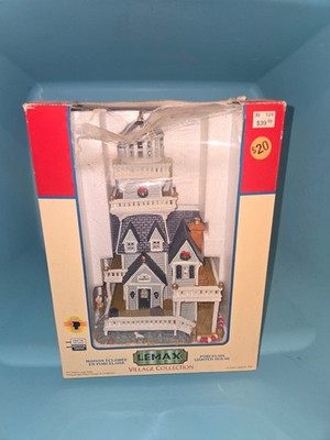 Lemax 2004 Porcelain Lighted House