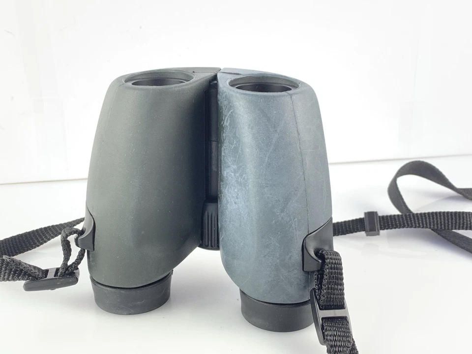 Canon 8 x 23A WP 6.4° Binoculars & Soft Case High Quality Compact & Waterproof - Image 3 of 4