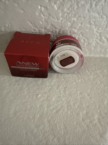 New Sealed AVON ANEW REVERSALIST COMPLETE RENEWAL NIGHT CREAM 0.50 OZ TRAVEL - Picture 2 of 4
