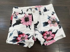 Levi  s Girls Kids White jean Shorts floral 7 Adjustable Waistband