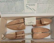 Pair of  New Woodlore Aromatic Cedar Shoe Trees Men's Size Large
