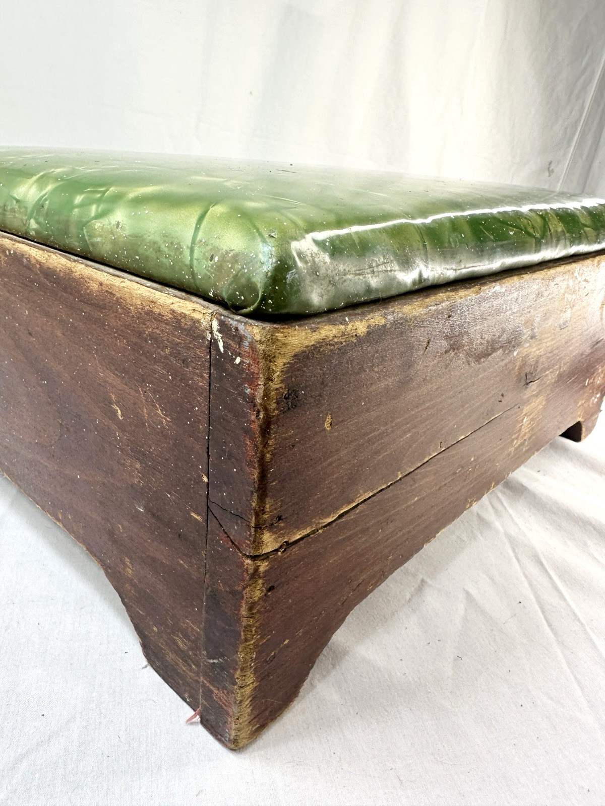 Vtg Green Vinyl Marbled 3D Padded Seat Wood Foot Stool Rest Ottoman 15x12x7"H FS