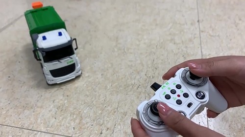 1:12 Ferngesteuerter Müllwagen Spielzeug RC Müllwagen mit Licht Sound Geschenke - Video 1 von 1