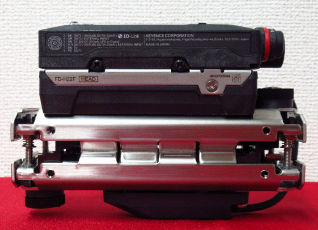 Keyence FD-H22F Clamp-On Flow Meter Sensors FD-HCB10/FD-HCS2 Keyence FD-H22F Clamp-On Flow Meter Sensors FD-HCB10/FD-HCS2