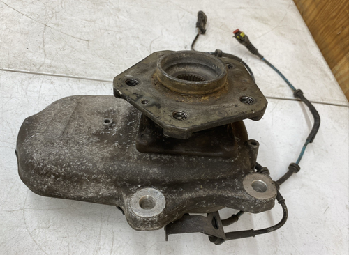 2006 Maserati Quattroporte M139 Front Left Side Spindle Knuckle Hub 243413 - Picture 3 of 11