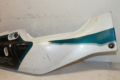 ri 1993-1995 SUZUKI GSXR 750 OEM RIGHT TAIL FAIRING 47111-17E 1995