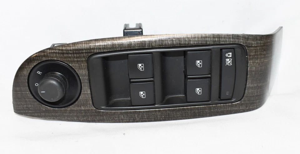 20917580 Chevrolet Malibu 2013-2015 interruptor de ventana principal conductor delantero C3D06 Foto 2 de 4