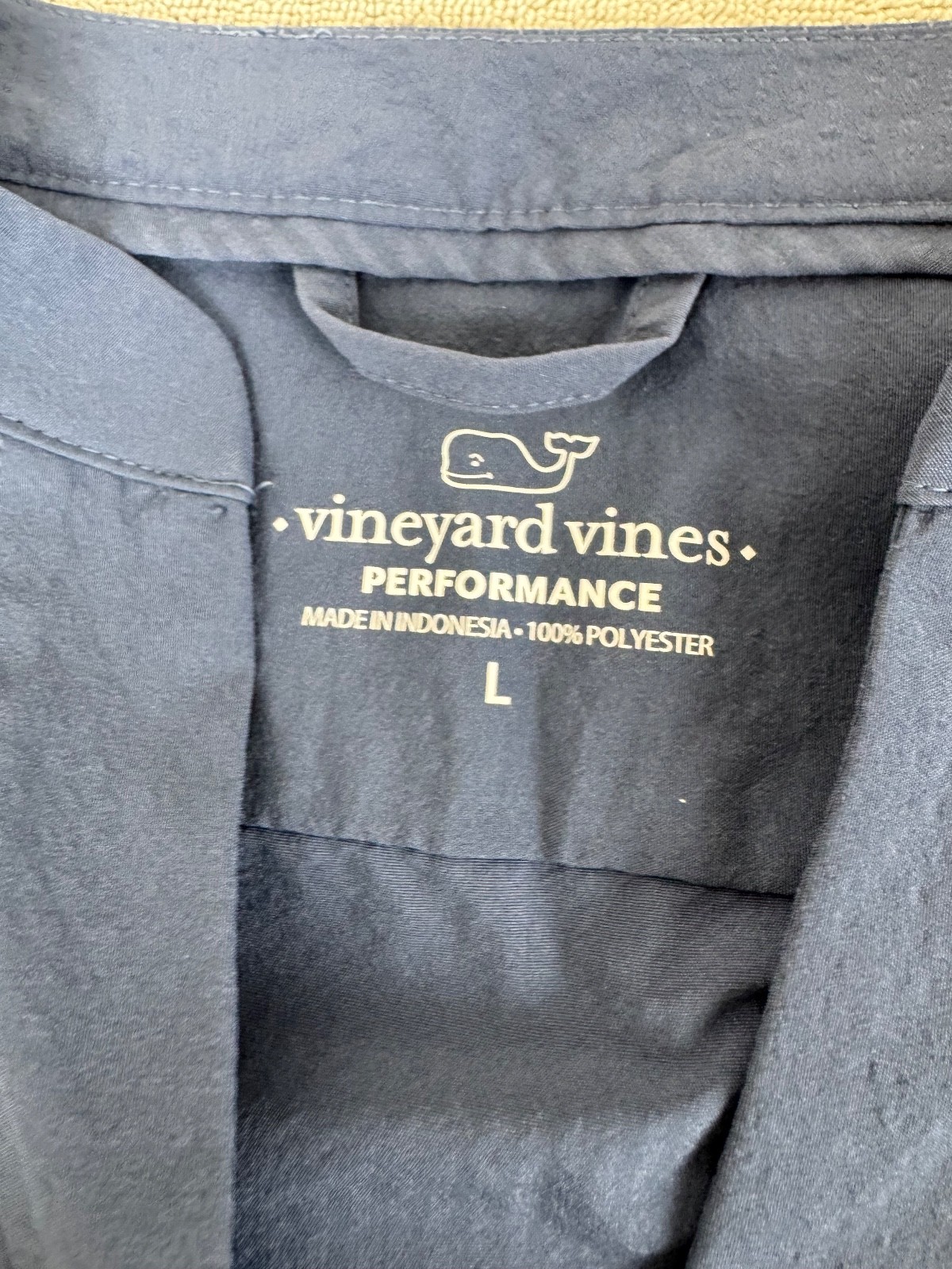 Vineyard Vines Performance Harbor Seersucker Sava… - image 2