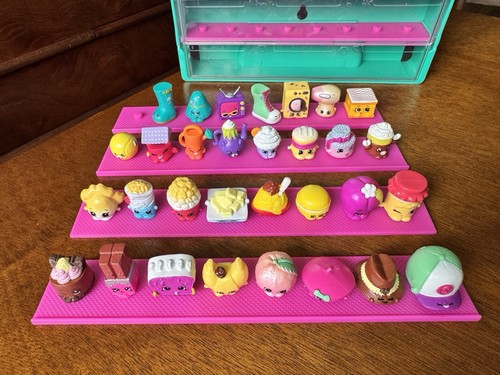 35 Figurine Shopkins e porta/espositore/custodia portaoggetti - stagioni miste - Foto 4 di 14