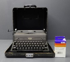 ROAL ARROW Portable Gray Vintage Typewriter w/ Case USA Tested/Working thumbnail