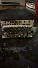 Tremolo Bridge de 2001 Mim Fender Standard Stratocaster 