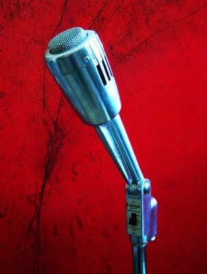 Vintage 1960's Calrad DM-17 Dynamic microphone w DS-10 stand Olson