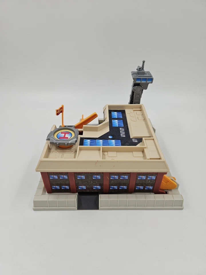 Micro Machines Double Takes Fire Escape Playset 1995 Galoob - Image 4 of 4