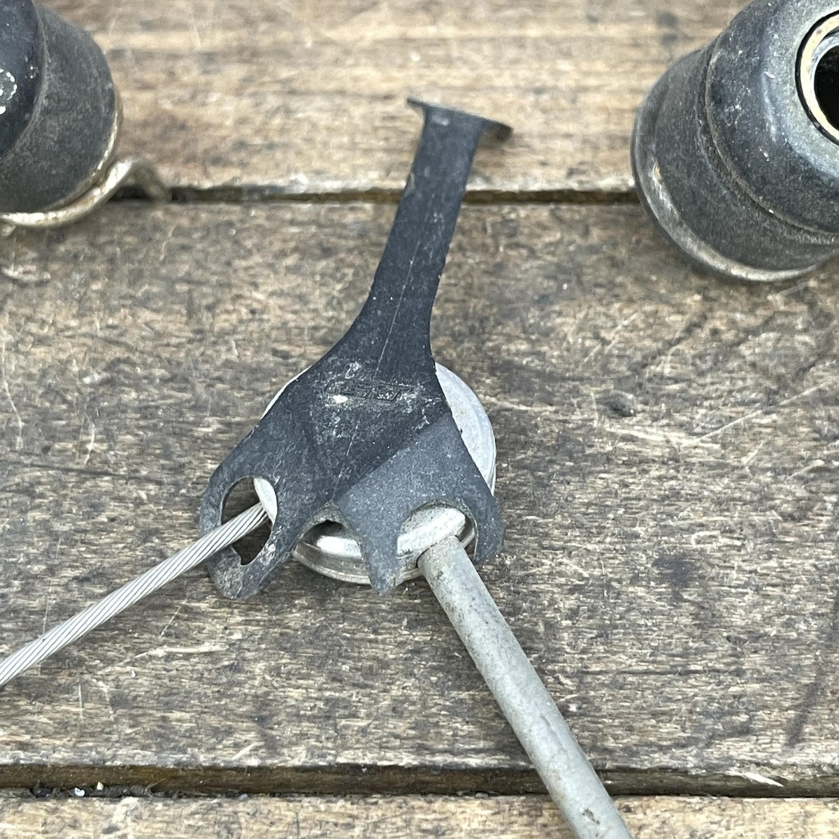 Vintage GT Brake Guide Interceptor Cantilever Caliper 90s Yoke Old