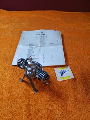 Original ELF ''Twin'' Model 20 - 2 Cylinder Flat - 1940's  Motor - Beautiful 