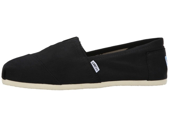 toms black classic