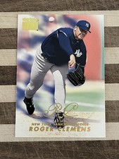 1999 SkyBox Premium Baseball Roger Clemens Card #111