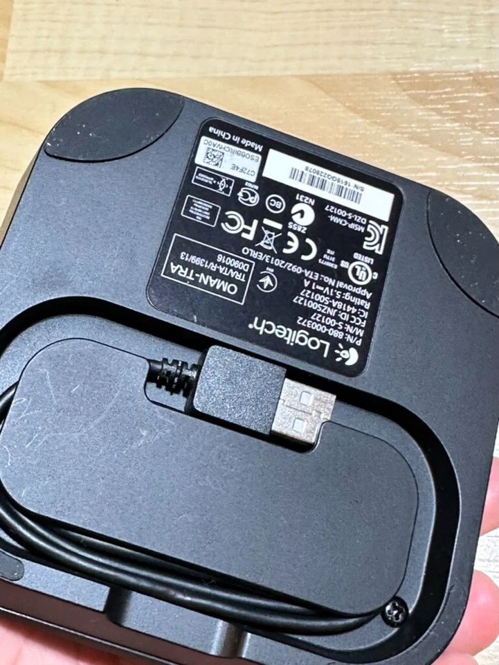 Alto-falante móvel Logitech P710e - Imagem 3 de 3