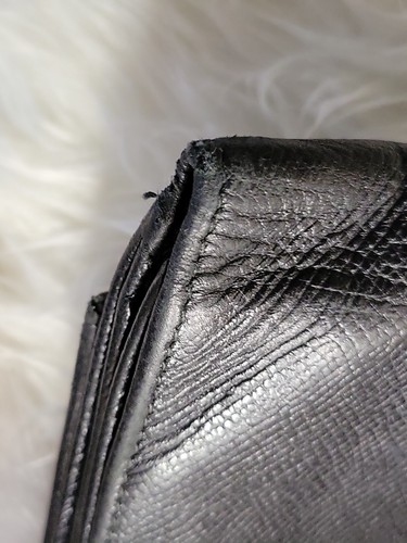 BVLGARI Bulgari Black Wallet-on-chain Purse HANDBAG Crossbody EUC Authentic - Picture 8 of 11
