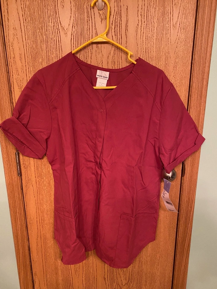 Medical Scrub Tops White Swan large Plum color Snaps and Pockets - Image 3 of 3