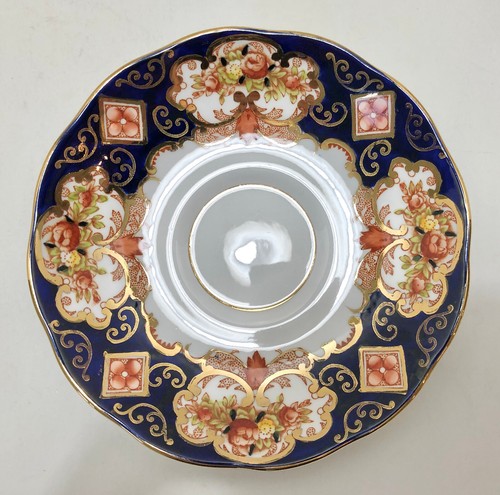 Vintage Royal Albert Tea Service, Heirloom Pattern, Imari, 22 Pieces - Picture 6 of 9