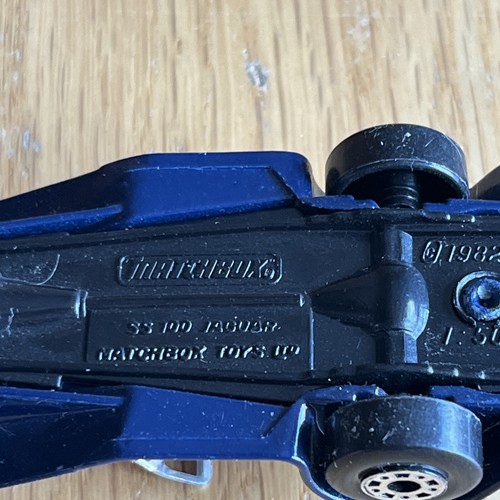 Matchbox 1:50 Jaguar SS100 diecast toy car - Picture 3 of 3