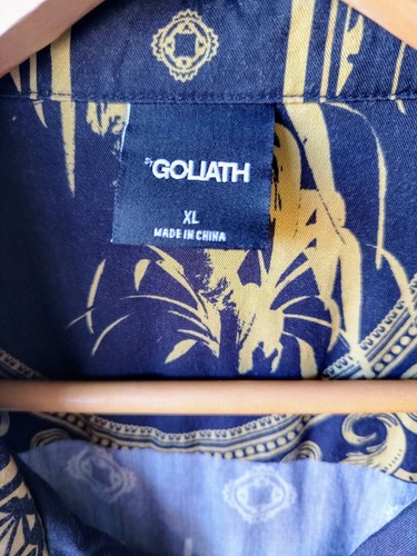 Goliath Mens Button Up Shirt Size XL Short Sleeve Black &Gold - Picture 3 of 3