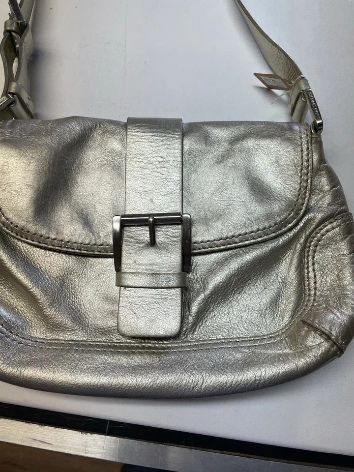 Coach Metallic Silver Leather Shoulder Bag with Front Buckle Detail - Image 2 of 4