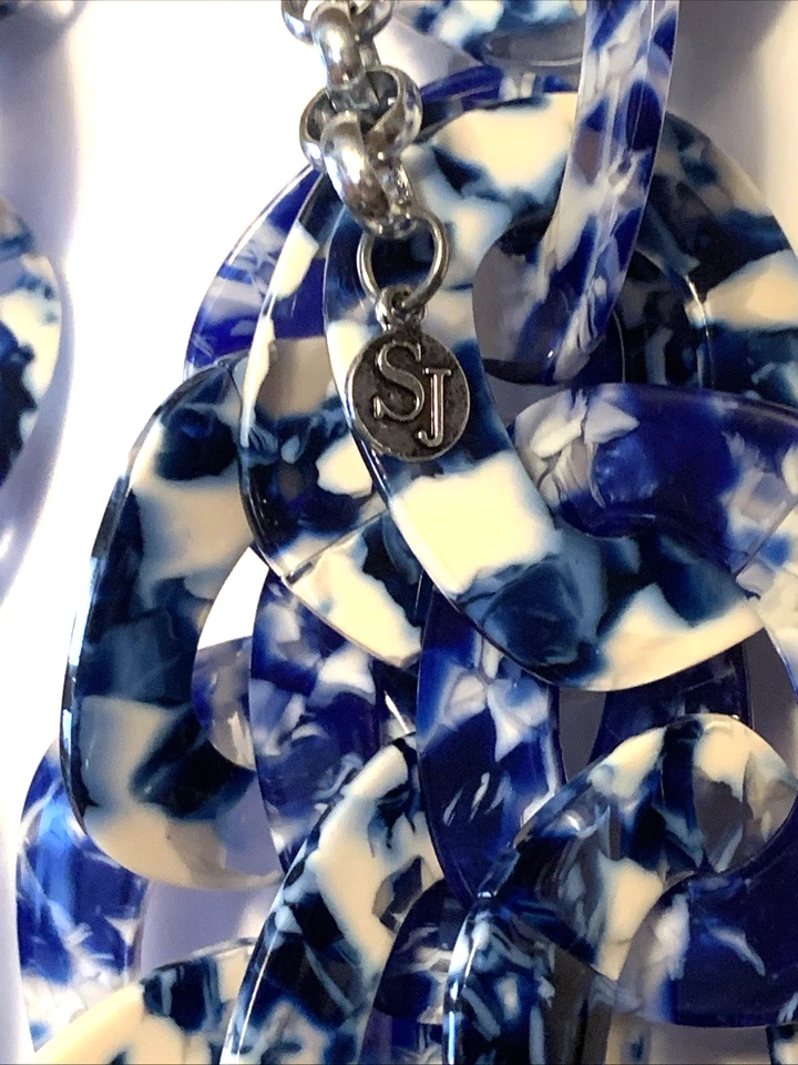 Collar de pasarela firmado SJ Sassy Jones azul Zaria Luxe cadena eslabones de resina Foto 2 de 4