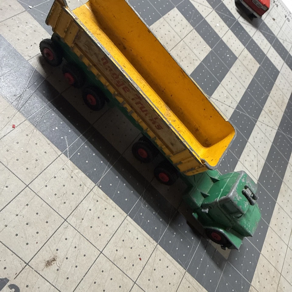 Camión de metal de colección Matchbox King Size K-16 Dodge Tractor con remolque Fruehauf Foto 2 de 4