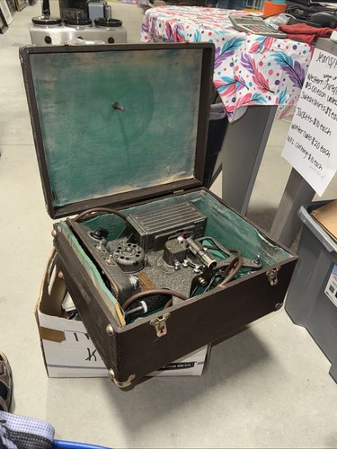 Vintage Keystone 8mm Movie Projector Model L-8 with Hard Carrying Case - Working - Picture 7 of 7