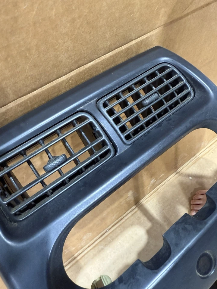 Nissan Xterra y Frontier 2002 2003 2004 tablero radio ventilaciones bisel negro OEM Foto 3 de 4