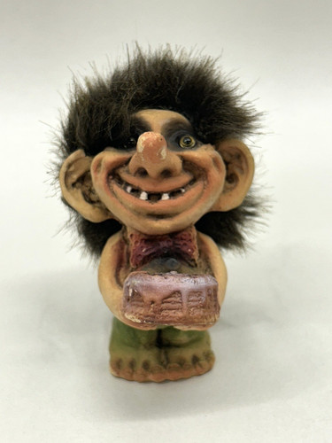 NyForm Troll "Troll With Cake" 3.5" Norwegian #224