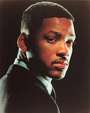 William Smith Movie Press Photo 8x10 Men In Black Studio Portrait   *P90b