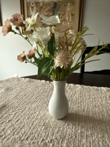 White Ceramic Mini Flower Vase