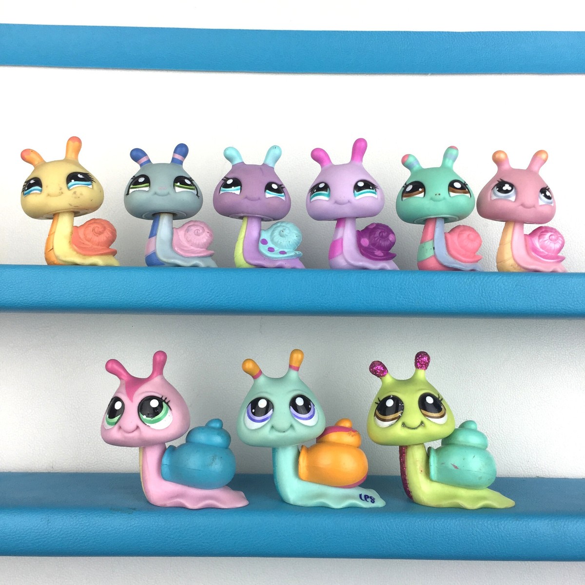Authentic Lot Littlest Pet Shop Snail 890 LPS Set - Main Image