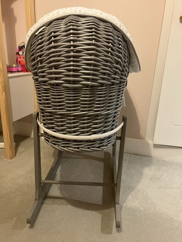 Clair de Lune grey Stars and Stripes grey Wicker Noah Pod basket rocker stand - Picture 6 of 7