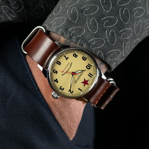 Raro orologio da polso uomo vintage militare sovietico Komandirskie "Morte alle spie" 1990 - Foto 5 di 7