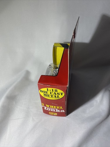 Vintage Retro Tonka Maisto 1999 Indian Chief Die Cast Motorcycle Red 1:18 31034 - Picture 6 of 7