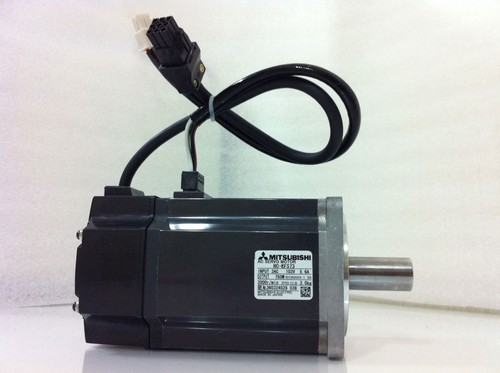 MITSUBISHI HC-KFE73 AC SERVO MOTOR New In Box HCKFE73 Free Expedited Shipping * - Picture 1 of 3